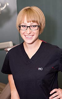 Stephanie - ID Dental - Assistant